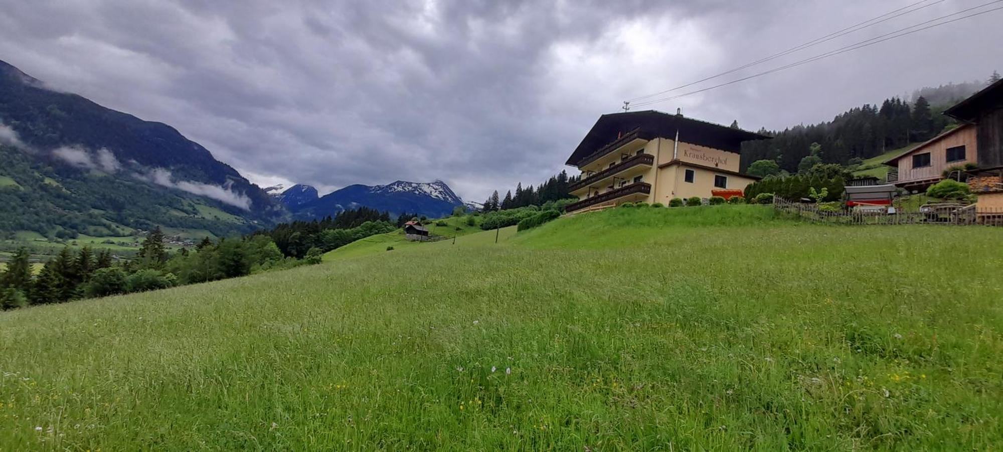 Urlaub Am Krausberghof, Apartment Mit Balkon Und Parkplatz, Inmitten Der Natur, Sauna Und Infrarotkabine, Kostenfreie Kaffeekapseln, 6 Fahrminuten Zur Alpentherme Gastein Und Zur Schlossalmbahn, Spielplatz Bad Hofgastein Exterior photo